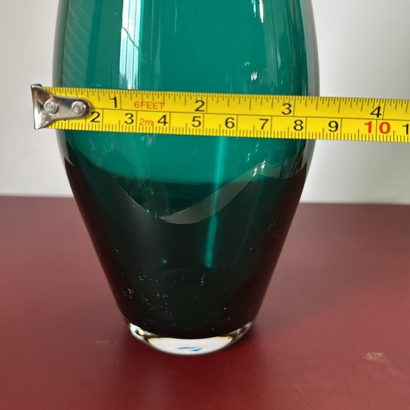 Hand blown Elegant Teal Glass Vase - Picture 5 of 5